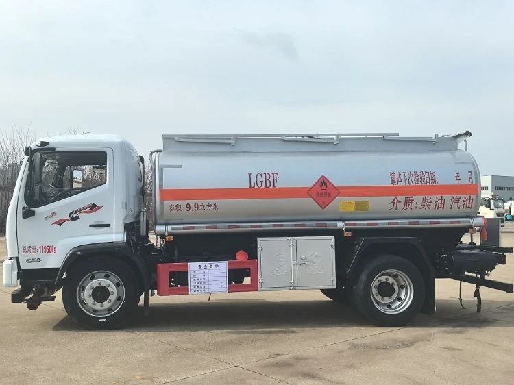 Dongfeng 11 M³ Oil And Fuel Tanker Truck factory