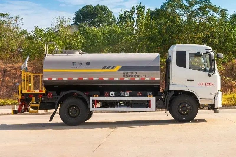 Dongfeng 12 M³ Water Truck suppliers