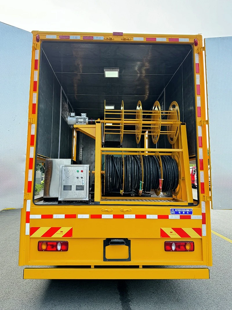 Dongfeng 4 Axle 1000KW Mobile Generator Truck high quality