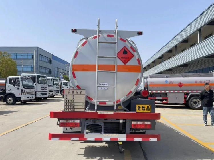 Dongfeng 8.5 M³ Flammable Liquid Tanker Truck manufacturers
