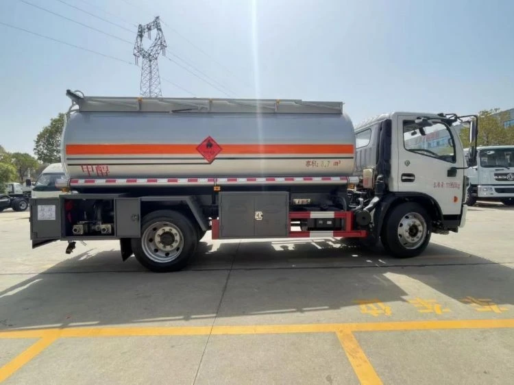 Dongfeng 8.5 M³ Flammable Liquid Tanker Truck manufacturers