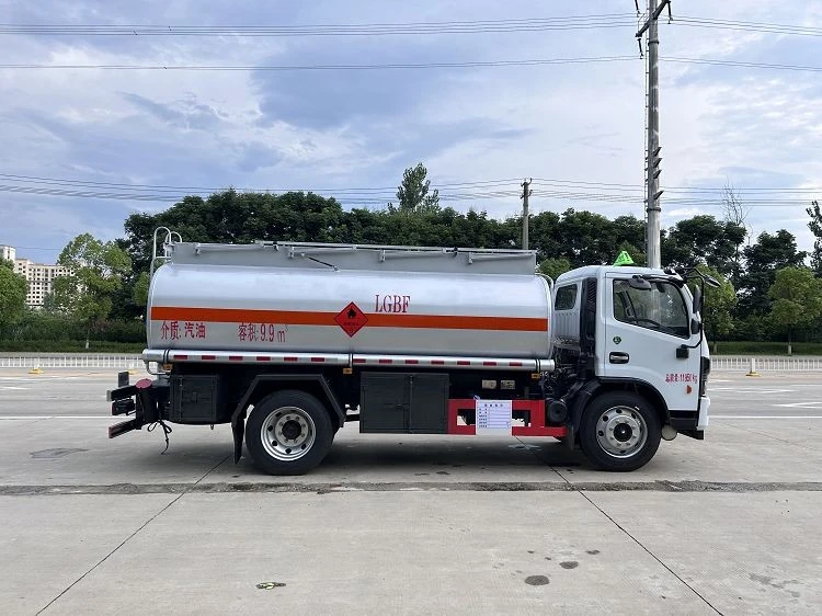 Dongfeng D7 8 M³ Fuel Tanker Truck high quality