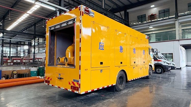 Dongfeng Emergency Flood Drainage Pump Truck high quality