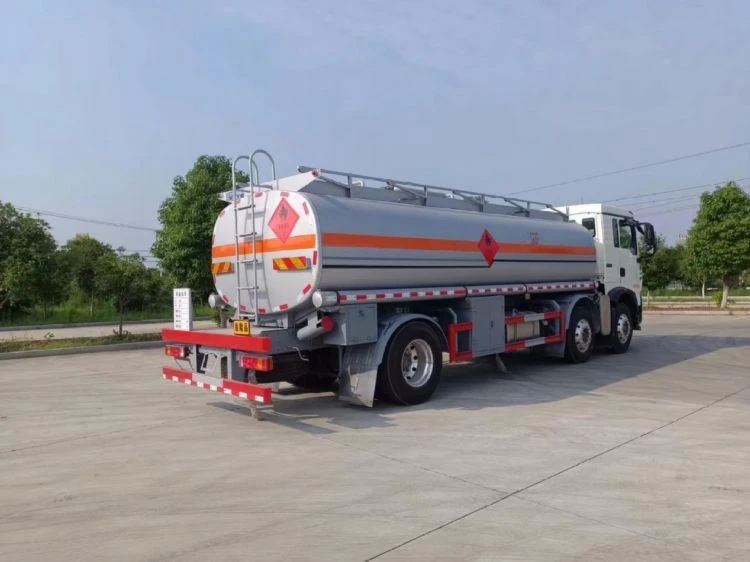 HOWO 20 M³ Oil Transport Tanker Truck factory
