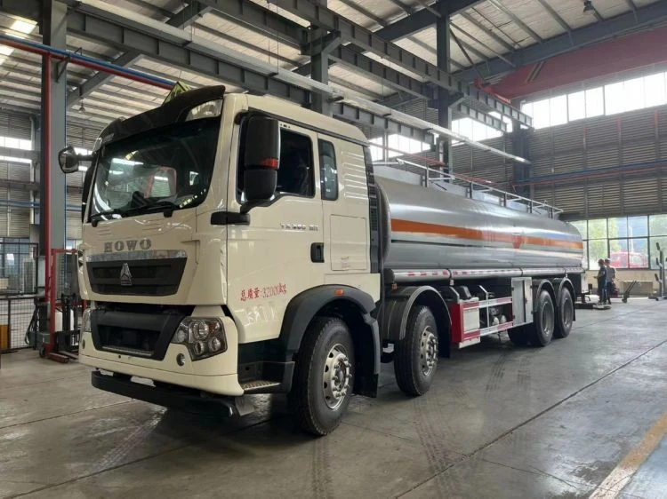 HOWO 24 M³ Oil Transport Truck suppliers