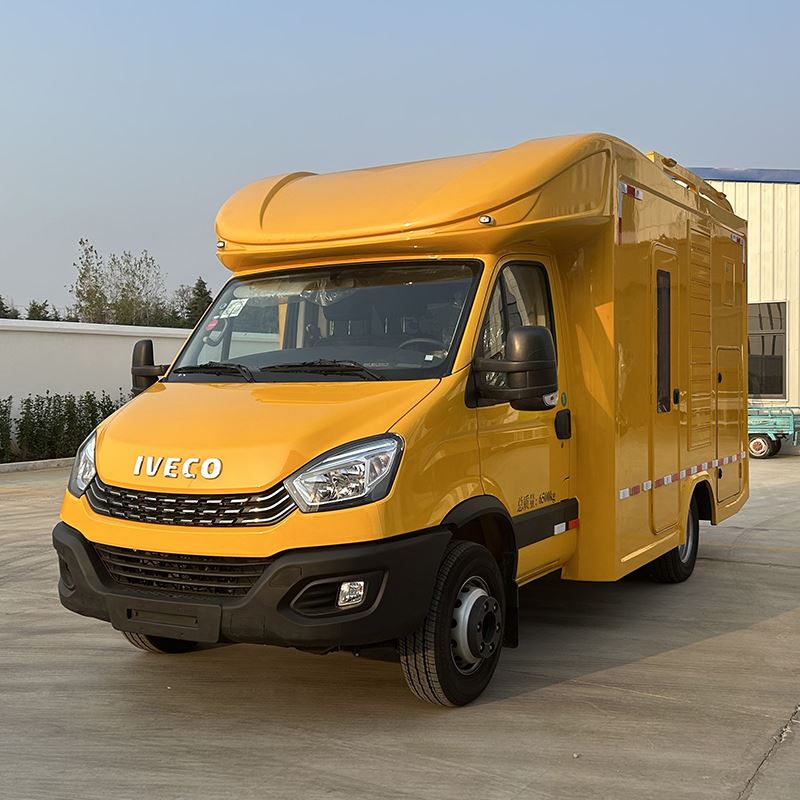 Iveco 4x2 Mobile Generator Truck