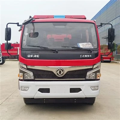 Dongfeng 4 Ton Double Cab Water Tank Fire Truck
