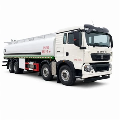 HOWO 28 M³ Fuel Tanker Truck